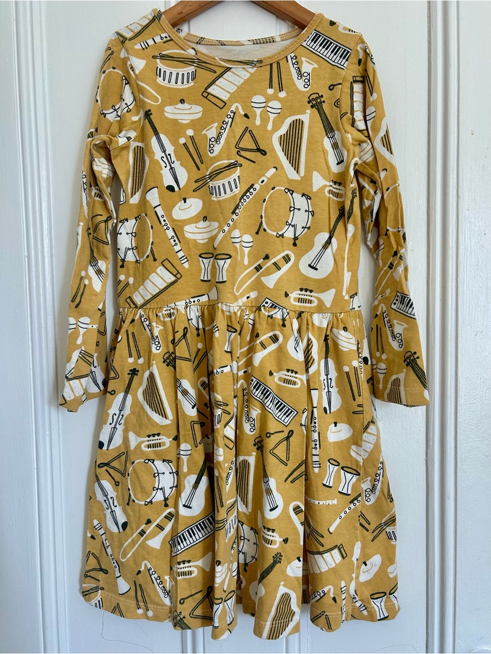 Winter Water Factory Girls' Calgary Dress - LS Mustard Instrument Print - size 8